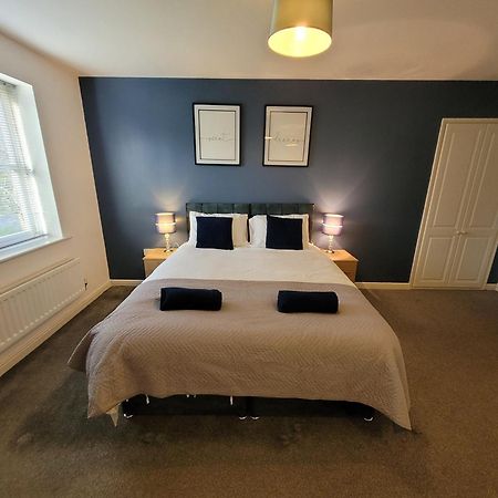 Catchpole Stays Abbey Field Apartment- A Lovely 2 Bed Apartment With Field Views Near Colchester Town Centre Eksteriør billede