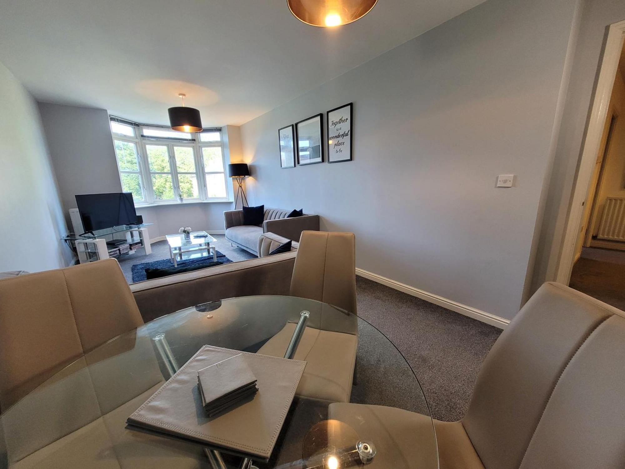 Catchpole Stays Abbey Field Apartment- A Lovely 2 Bed Apartment With Field Views Near Colchester Town Centre Eksteriør billede